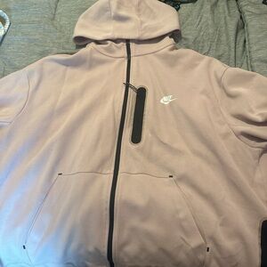 XXL NIKE TECH WOMENS